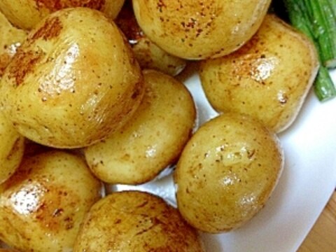 八百屋さんが教えてくれた 新じゃがのバター醤油炒め レシピ 作り方 By Summmy 楽天レシピ 八百屋さんが教えてくれた 新じゃがのバター醤油炒め レシピ 作り方 By Summmy 楽天レシピ